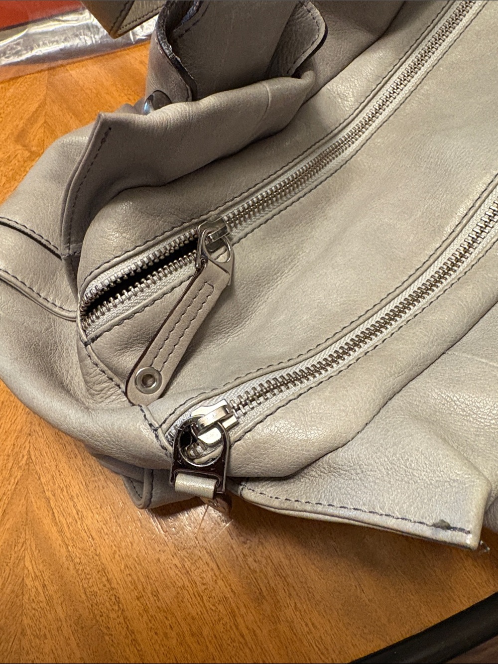 CLASSY TENTAZIONE DUE GRAY LEATHER POCKET BOOK 🌹 - Picture 5 of 12